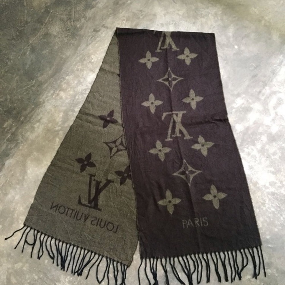 Louis Vuitton Scarf